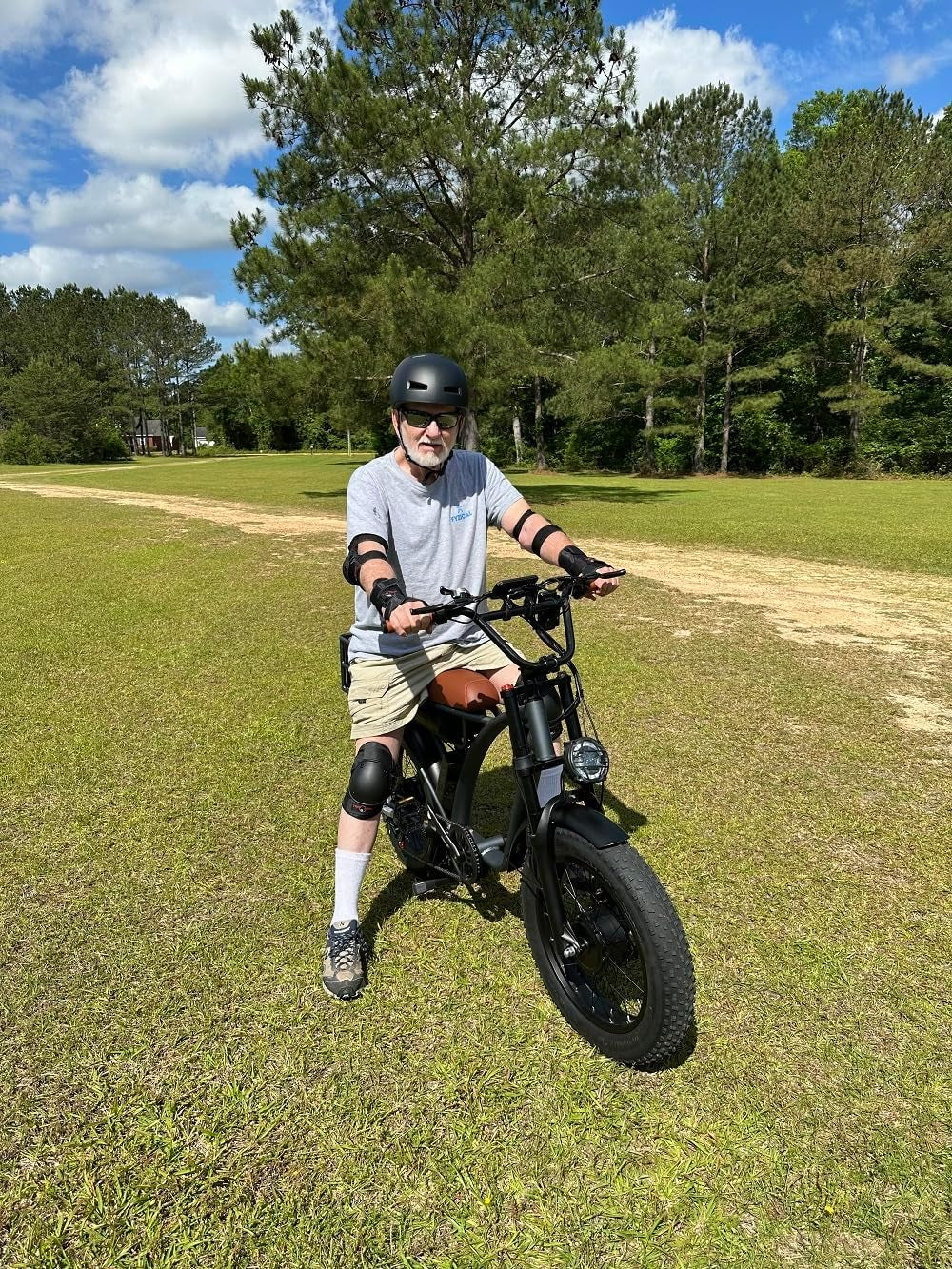 US Stock  E5 plus Cool Retro Moped Utilitarian Electric Bike 18AH 2000W Dual Motor Fat Tire 20 Inch Motorcycle Ebike Long Range off Road Snow