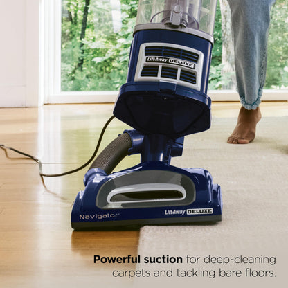 Shark Upright Vacuum, Navigator Lift-Away Deluxe