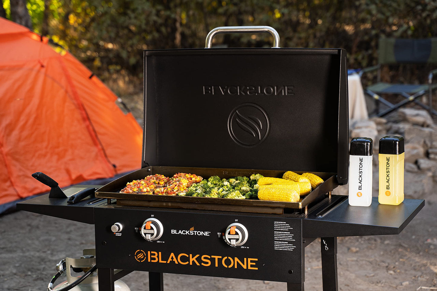 BLACKSTONE 1883 Original 28” Griddle with Integrated Protective Hood