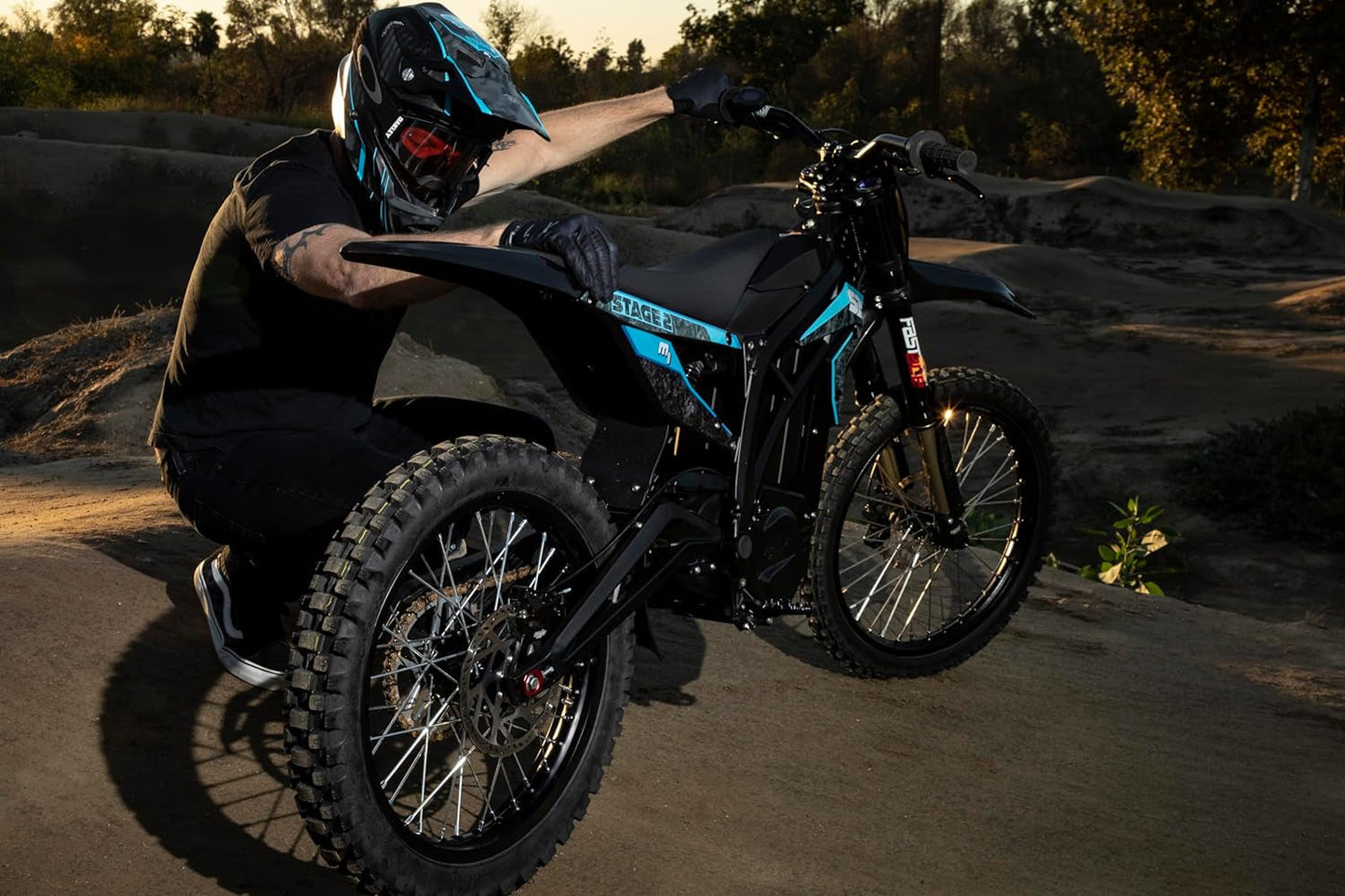 Stage2, M1 Electric Dirt Bike E Moto, 6000W (Peak) Brushless Motor, UL 2272 Compliant 60V Lithium Battery and Electrical System, up to 47 MPH, 3 Speed